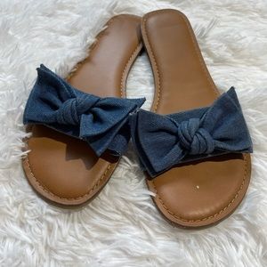 Time & Tru Jean Bow Slip on Sandals